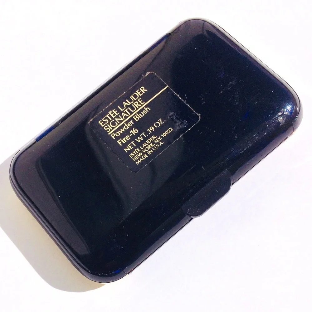 Estee Lauder Signature Powder Blush in Fire-16